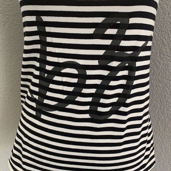 Camp Collection BZ Tank Top - Picture 2 of 8